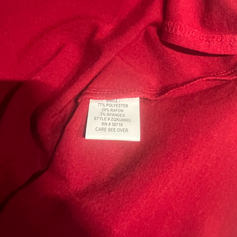 NY Collections Red Top - Picture 7 of 8